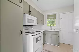 118 Alice St, Pensacola, FL 32505 - Photo 14