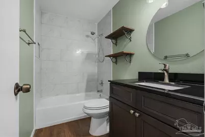 6020 Oakwood Dr, Milton, FL 32570 - Photo 8