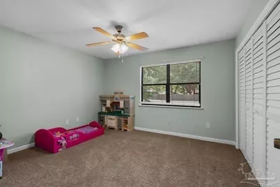 6020 Oakwood Dr, Milton, FL 32570 - Photo 10