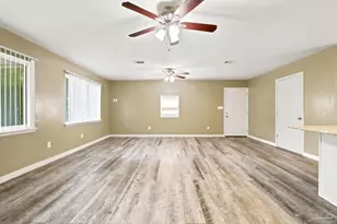 4332 Wycliff Dr, Pensacola, FL 32514 - Photo 6