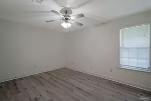 1301 Elliott St, Pensacola, FL 32534 - Photo 14