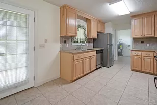 1301 Elliott St, Pensacola, FL 32534 - Photo 6