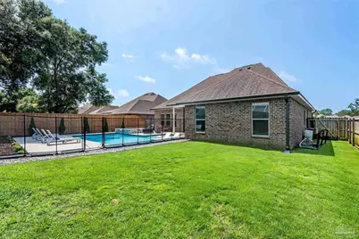 1525 Sabal Palm Dr, Gulf Breeze, FL 32563 - Photo 10