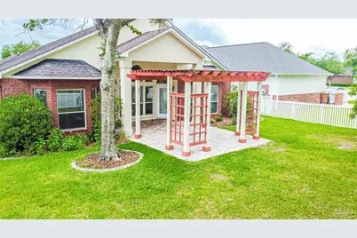 5805 Dunbar Cir, Milton, FL 32583 - Photo 6