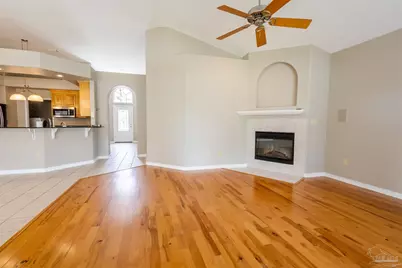 5805 Dunbar Cir, Milton, FL 32583 - Photo 8