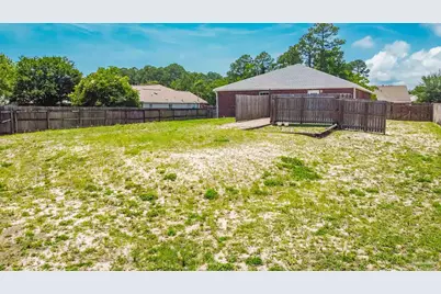 2104 Frontera St, Navarre, FL 32566 - Photo 6