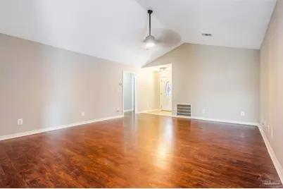 2104 Frontera St, Navarre, FL 32566 - Photo 18