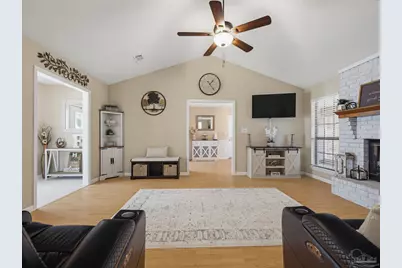 5729 Verna Way, Milton, FL 32570 - Photo 2