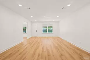 6466 Greenwell St, Pensacola, FL 32526 - Photo 14
