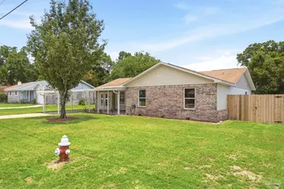 6466 Greenwell St, Pensacola, FL 32526 - Photo 10