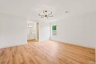 6466 Greenwell St, Pensacola, FL 32526 - Photo 16