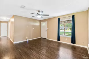 3065 Woodbury Cir, Cantonment, FL 32533 - Photo 8