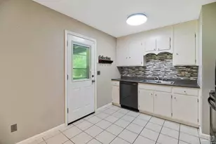 3065 Woodbury Cir, Cantonment, FL 32533 - Photo 12