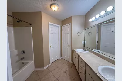 2809 E Johnson Ave #A, Pensacola, FL 32514 - Photo 8