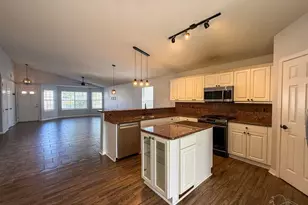 4118 Spinnaker Pl, Pensacola, FL 32507 - Photo 2