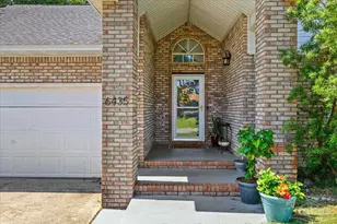 6435 Garden Dr, Gulf Breeze, FL 32563 - Photo 4