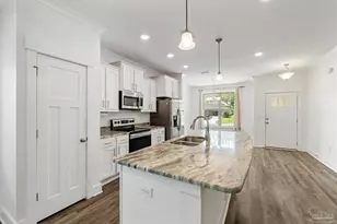 424 Pemberton Ln, Cantonment, FL 32533 - Photo 10