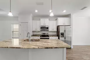 424 Pemberton Ln, Cantonment, FL 32533 - Photo 8