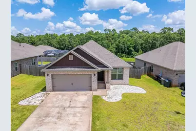 424 Pemberton Ln, Cantonment, FL 32533 - Photo 1