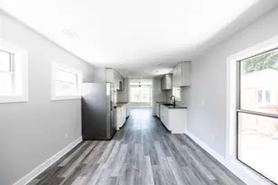 402 Rue Max St, Pensacola, FL 32507 - Photo 10