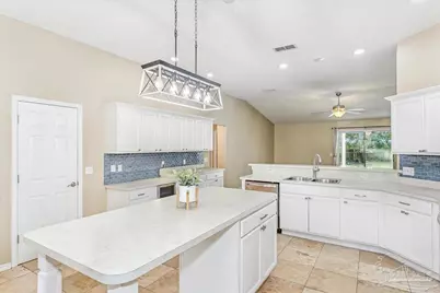 7791 Fenwick St, Navarre, FL 32566 - Photo 12