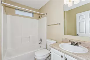 7791 Fenwick St, Navarre, FL 32566 - Photo 22