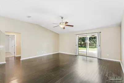 7791 Fenwick St, Navarre, FL 32566 - Photo 16