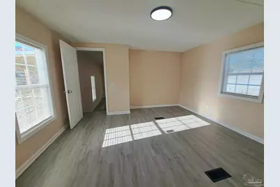8561 San Miguel Calzada, Pensacola, FL 32507 - Photo 10