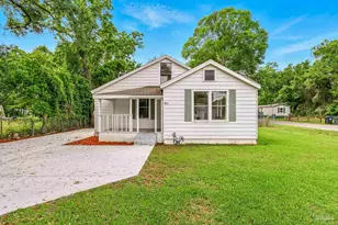 61 E Ensley St, Pensacola, FL 32534 - Photo 2