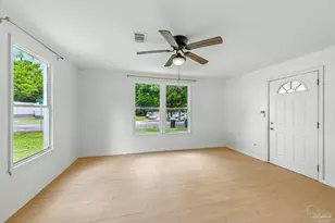 61 E Ensley St, Pensacola, FL 32534 - Photo 8