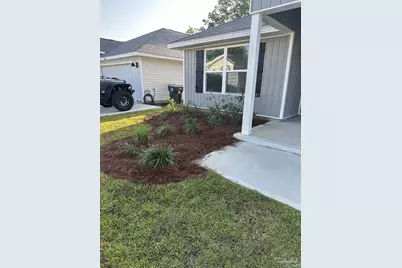 2348 Kirkwood Dr, Cantonment, FL 32533 - Photo 2