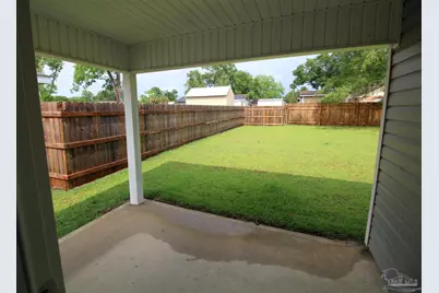 2348 Kirkwood Dr, Cantonment, FL 32533 - Photo 16