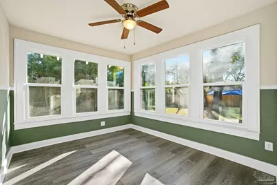 505 S 1st St, Pensacola, FL 32505 - Photo 18