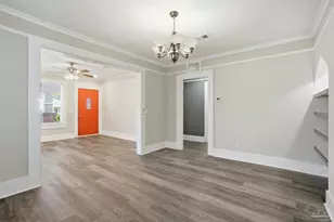 505 S 1st St, Pensacola, FL 32505 - Photo 8