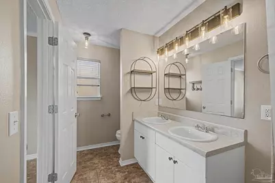 535 Capstan Ct, Pensacola, FL 32507 - Photo 38