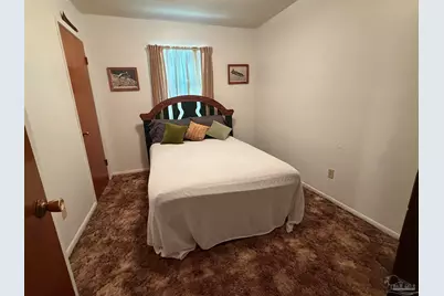 7532 Holmes St, Milton, FL 32583 - Photo 8