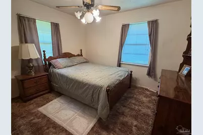 7532 Holmes St, Milton, FL 32583 - Photo 6