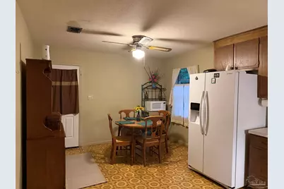 7532 Holmes St, Milton, FL 32583 - Photo 4