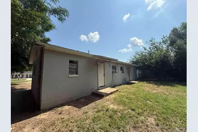 3409 W Scott St, Pensacola, FL 32505 - Photo 4