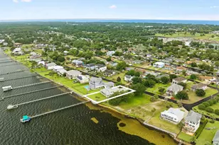 3361 Edgewater Dr, Gulf Breeze, FL 32563 - Photo 4