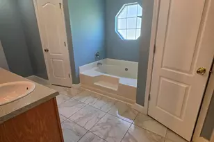 7042 Plank Dr, Pensacola, FL 32526 - Photo 2