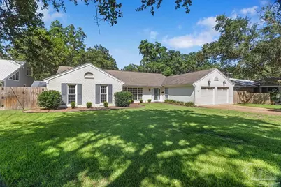 127 Highpoint Dr, Gulf Breeze, FL 32561 - Photo 4