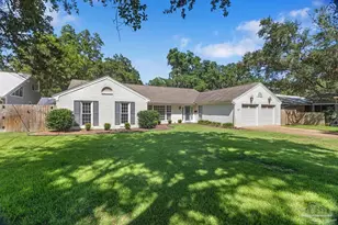 127 Highpoint Dr, Gulf Breeze, FL 32561 - Photo 4