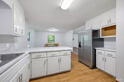 5682 Windsong Dr, Milton, FL 32570 - Photo 6