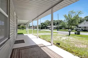 5411 Alabama St, Milton, FL 32570 - Photo 4