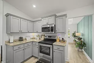 5643 Burr St, Milton, FL 32570 - Photo 10