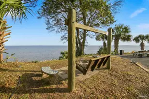600 Scenic Hwy, Pensacola, FL 32503 - Photo 2