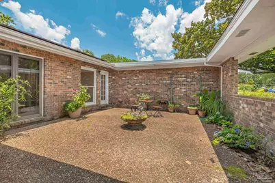 7970 Lancelot Dr, Pensacola, FL 32514 - Photo 12