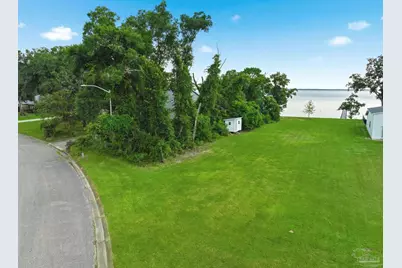 5655 Bay Forest Dr, Pensacola, FL 32526 - Photo 14