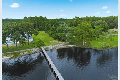5655 Bay Forest Dr, Pensacola, FL 32526 - Photo 4